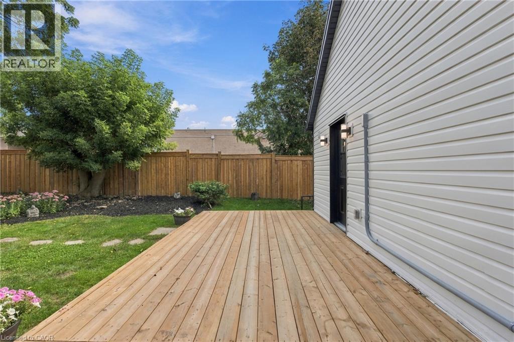 116 DUFFERIN Street - 35