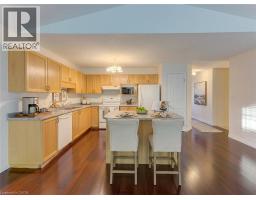 4pc Bathroom - 25 Bankside Drive Unit# 2, Kitchener, ON N2N3M6 Photo 11