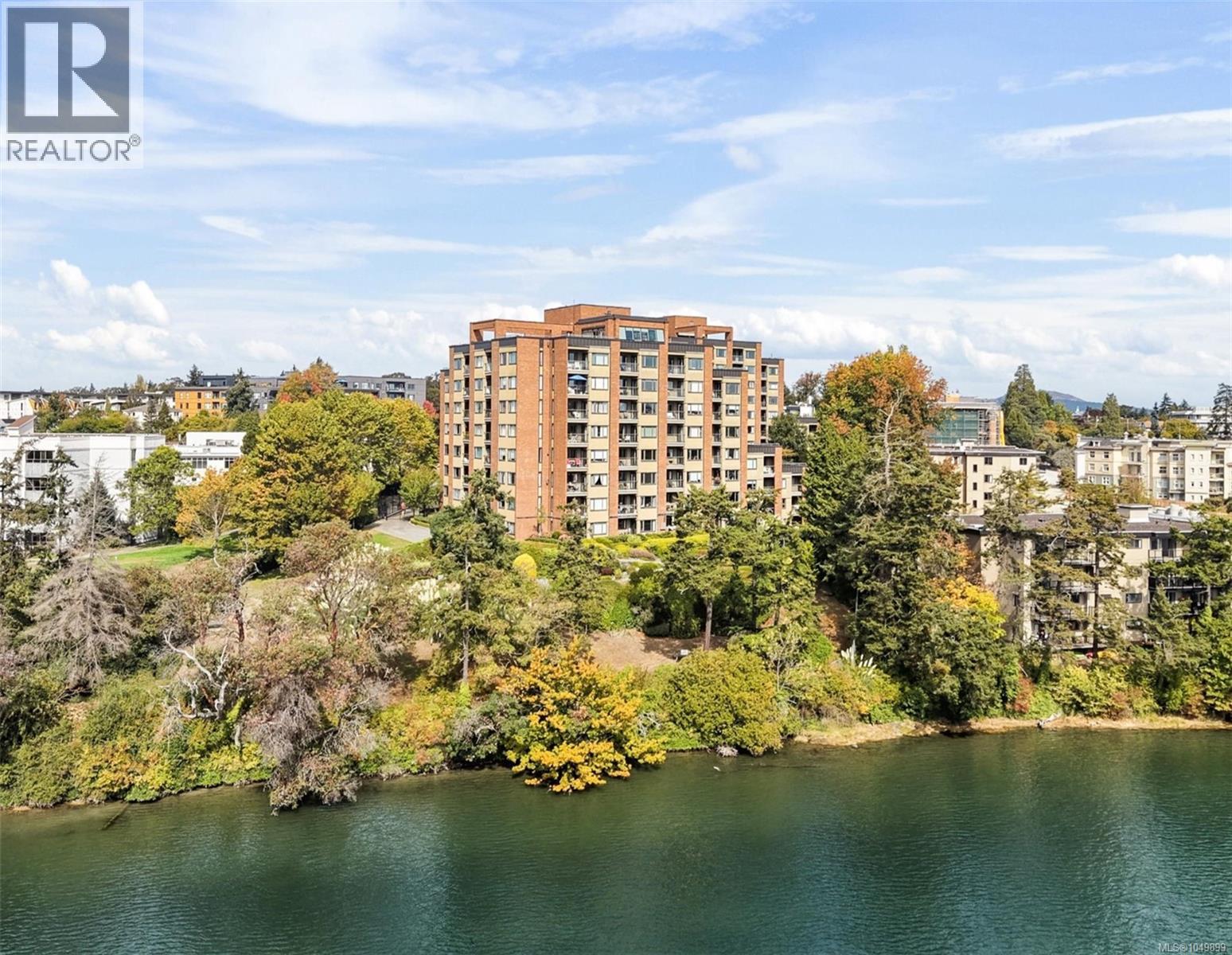 309 105 Gorge Road East, Victoria