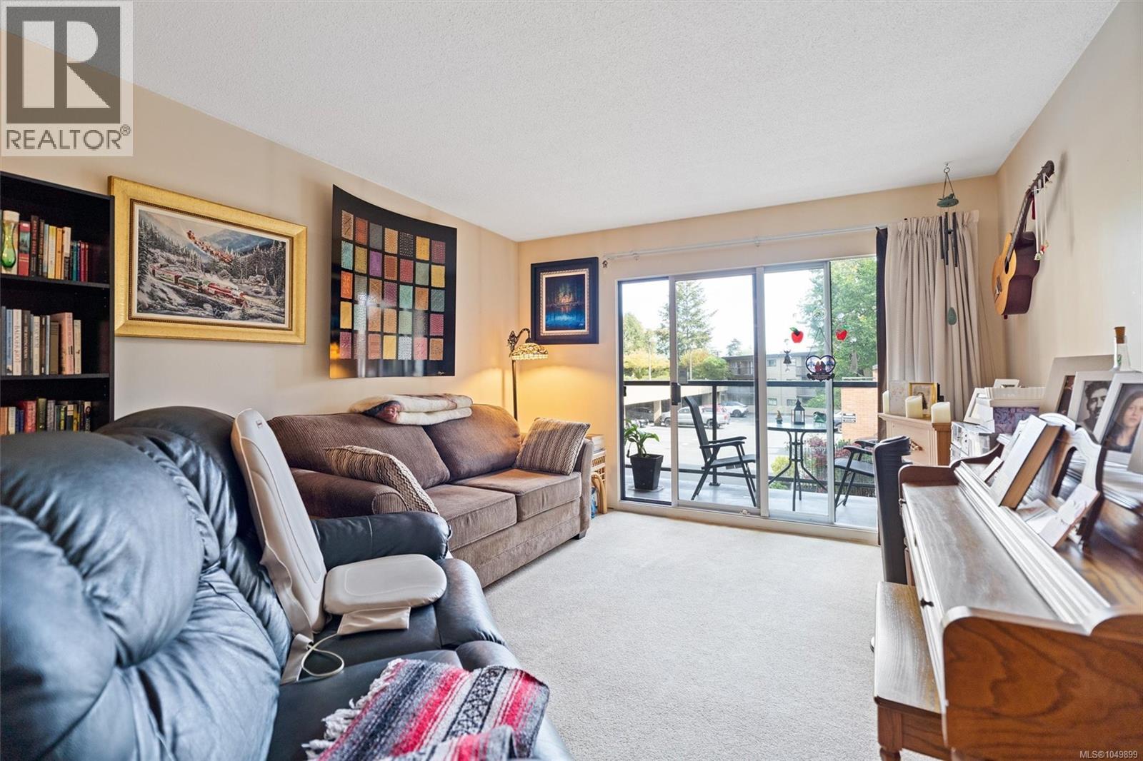 309 105 Gorge Road East, Victoria