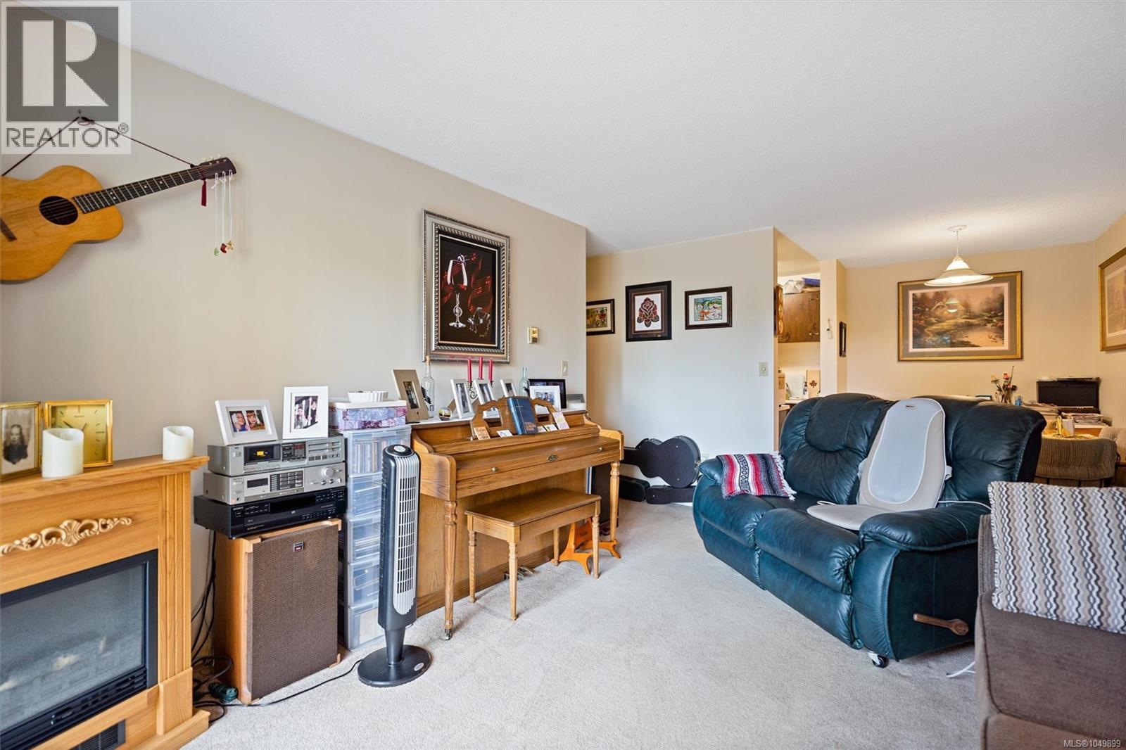 309 105 Gorge Road East, Victoria