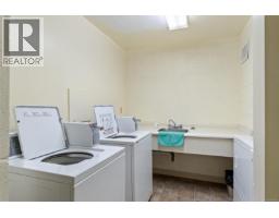 309 105 Gorge Rd E, Victoria, BC V9A6Z2 Photo 12