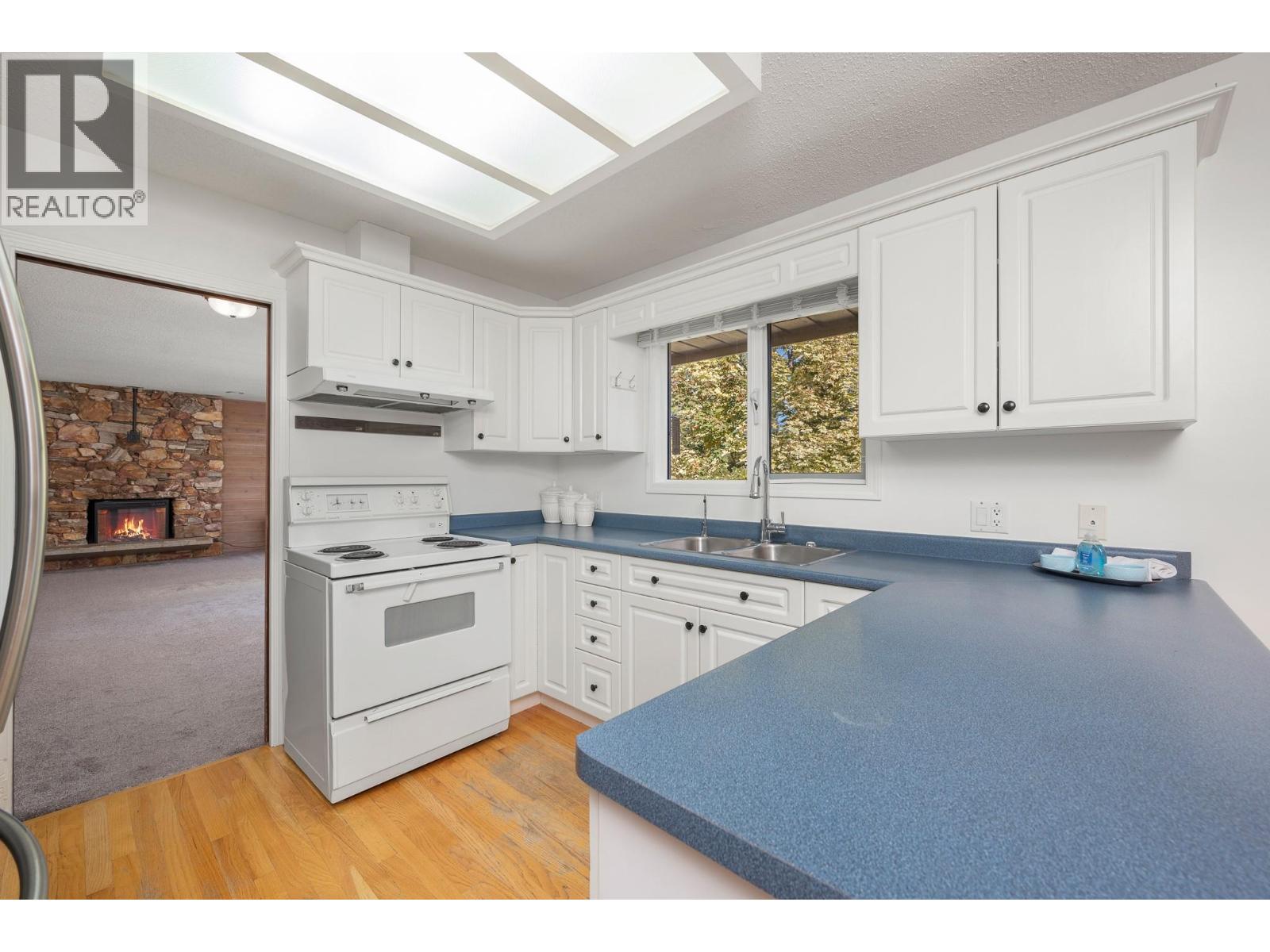 1604 39A Avenue, Vernon