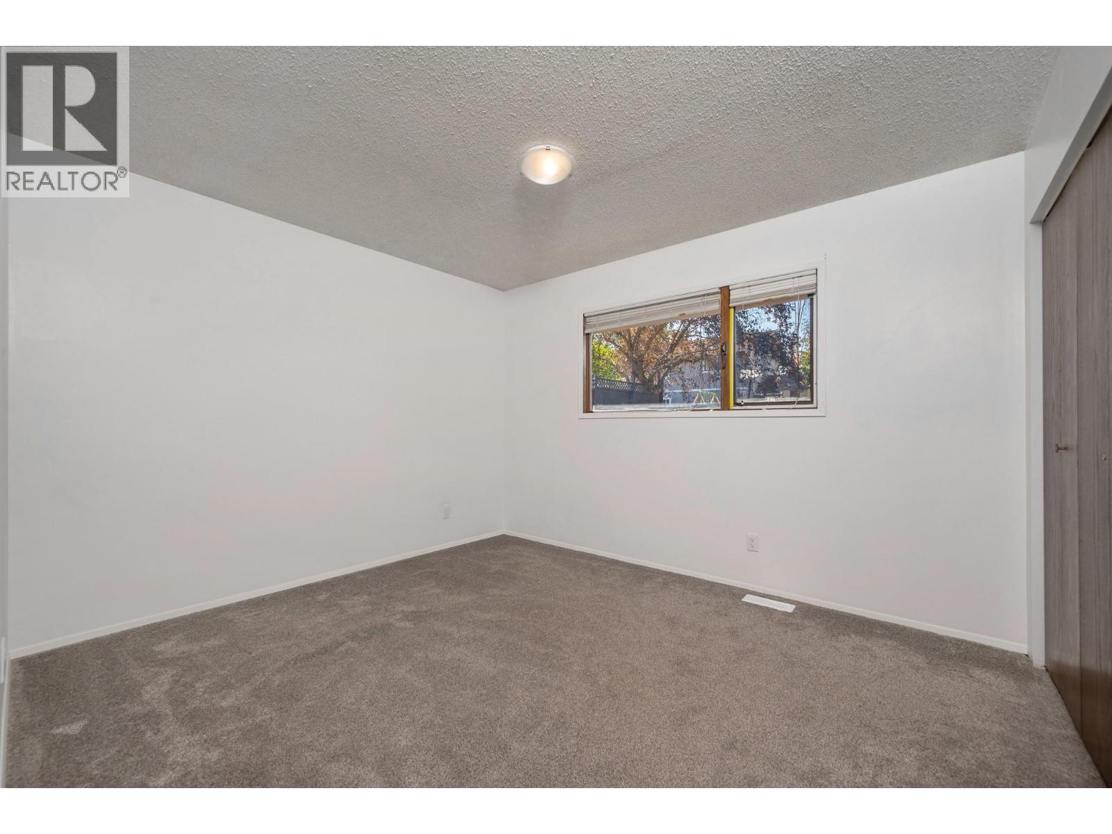 1604 39A Avenue - 28
