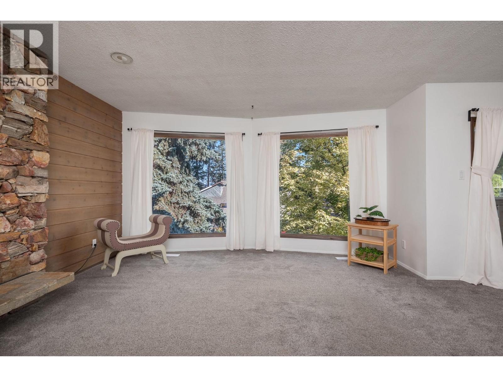1604 39A Avenue - 17