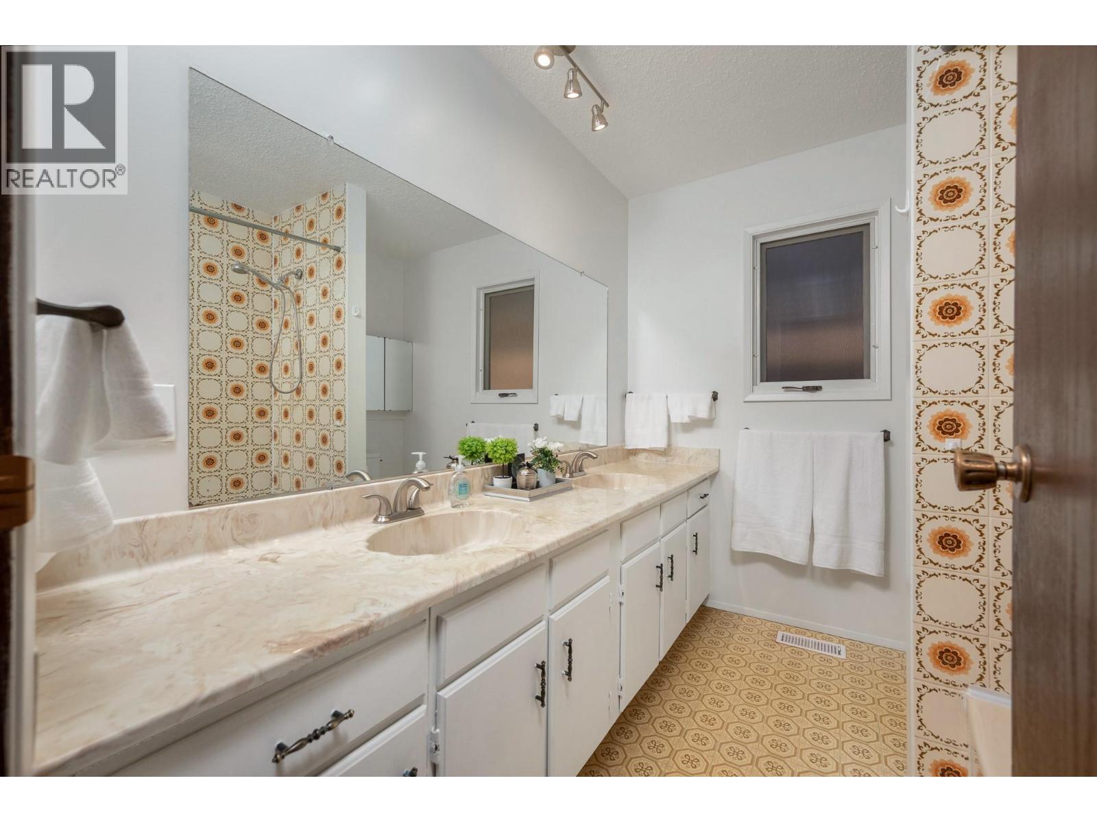 1604 39A Avenue, Vernon