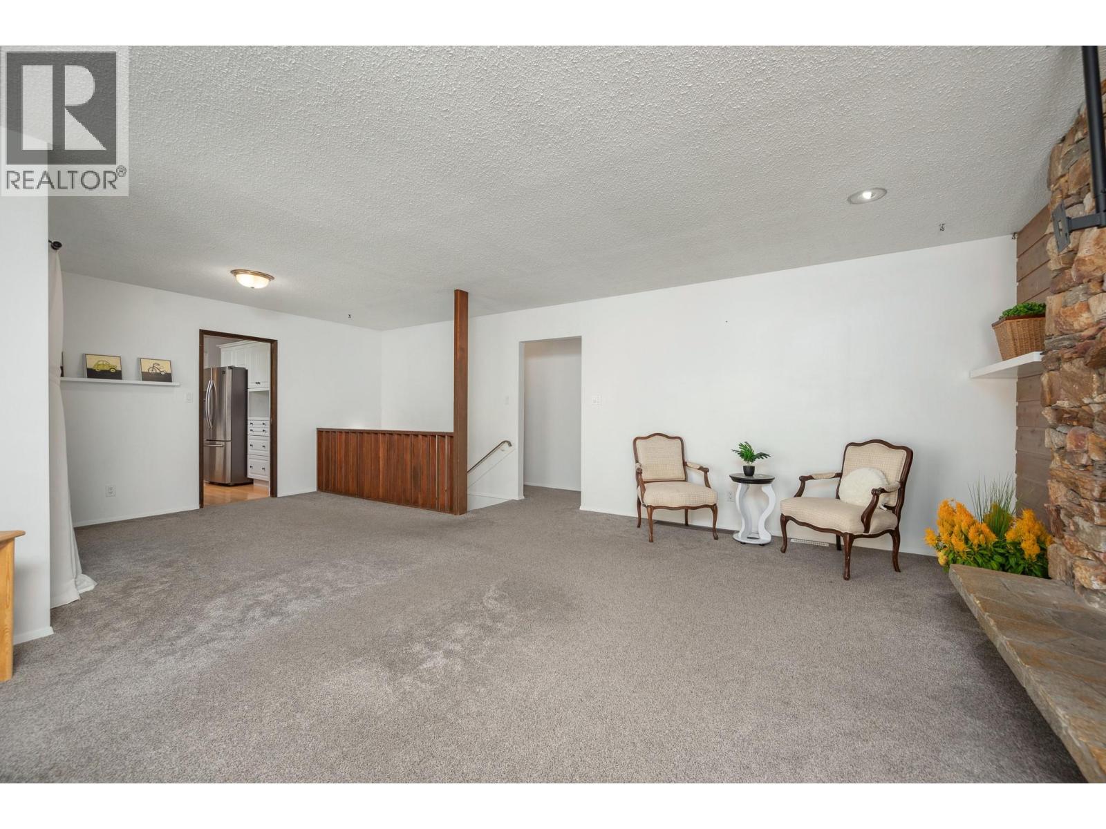 1604 39A Avenue - 19