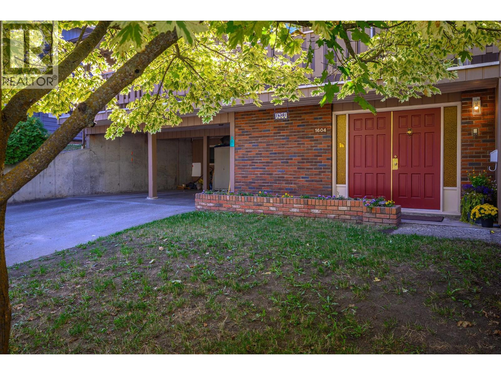 1604 39A Avenue - 12