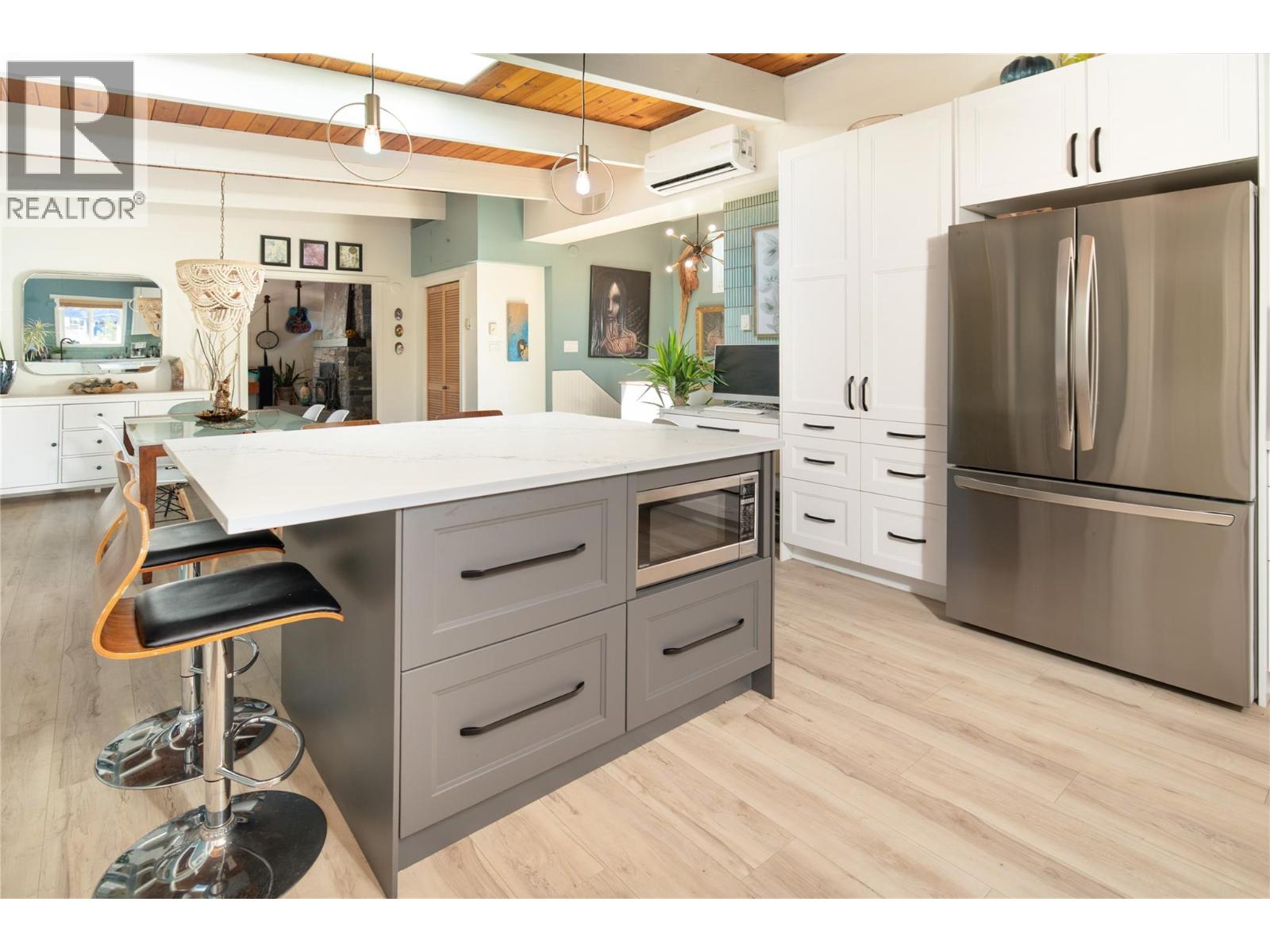 2475 Dunsmuir Road, Kelowna