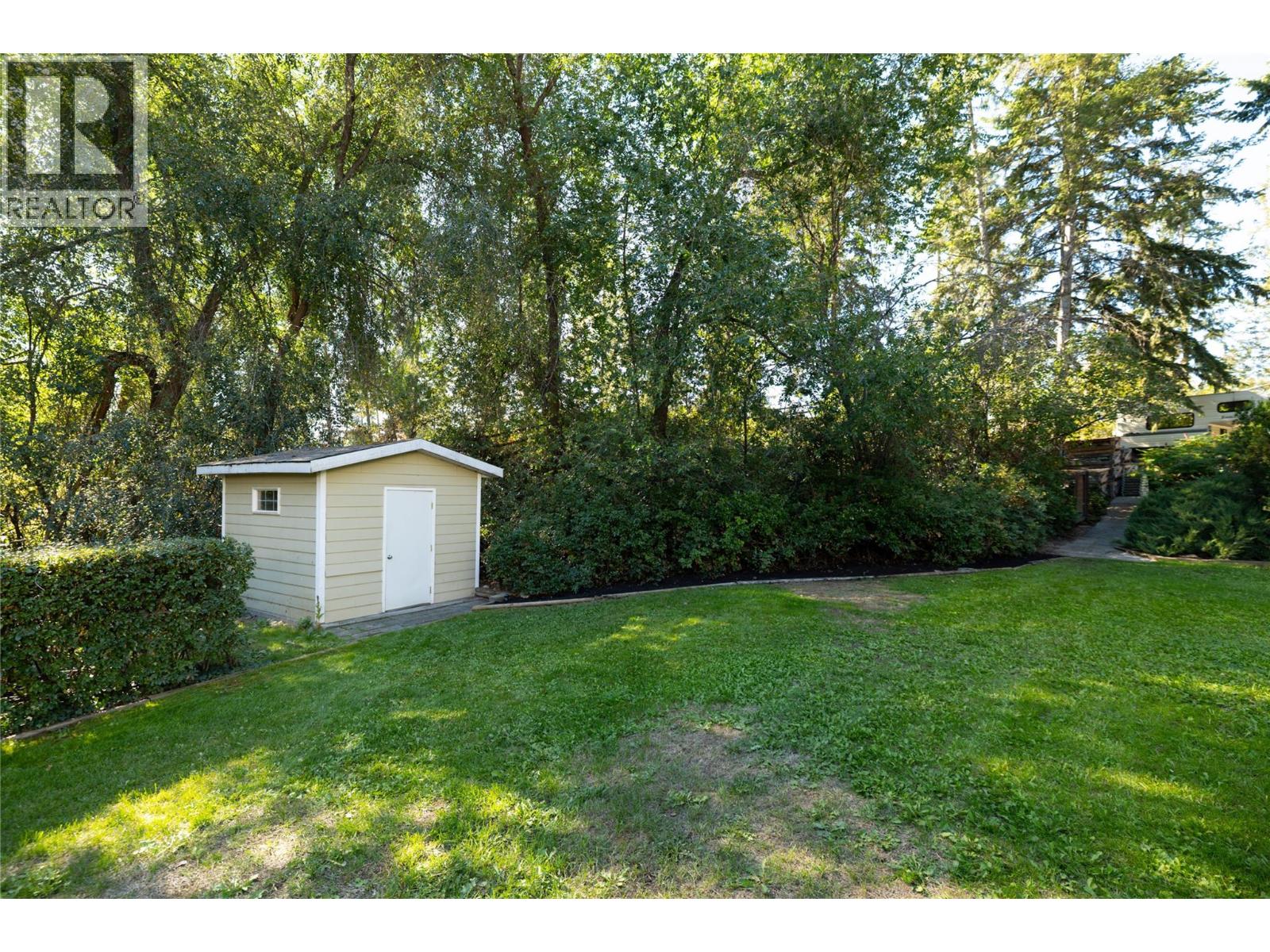2475 Dunsmuir Road, Kelowna