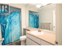 2475 Dunsmuir Road, Kelowna, BC V1W2V2 Photo 16