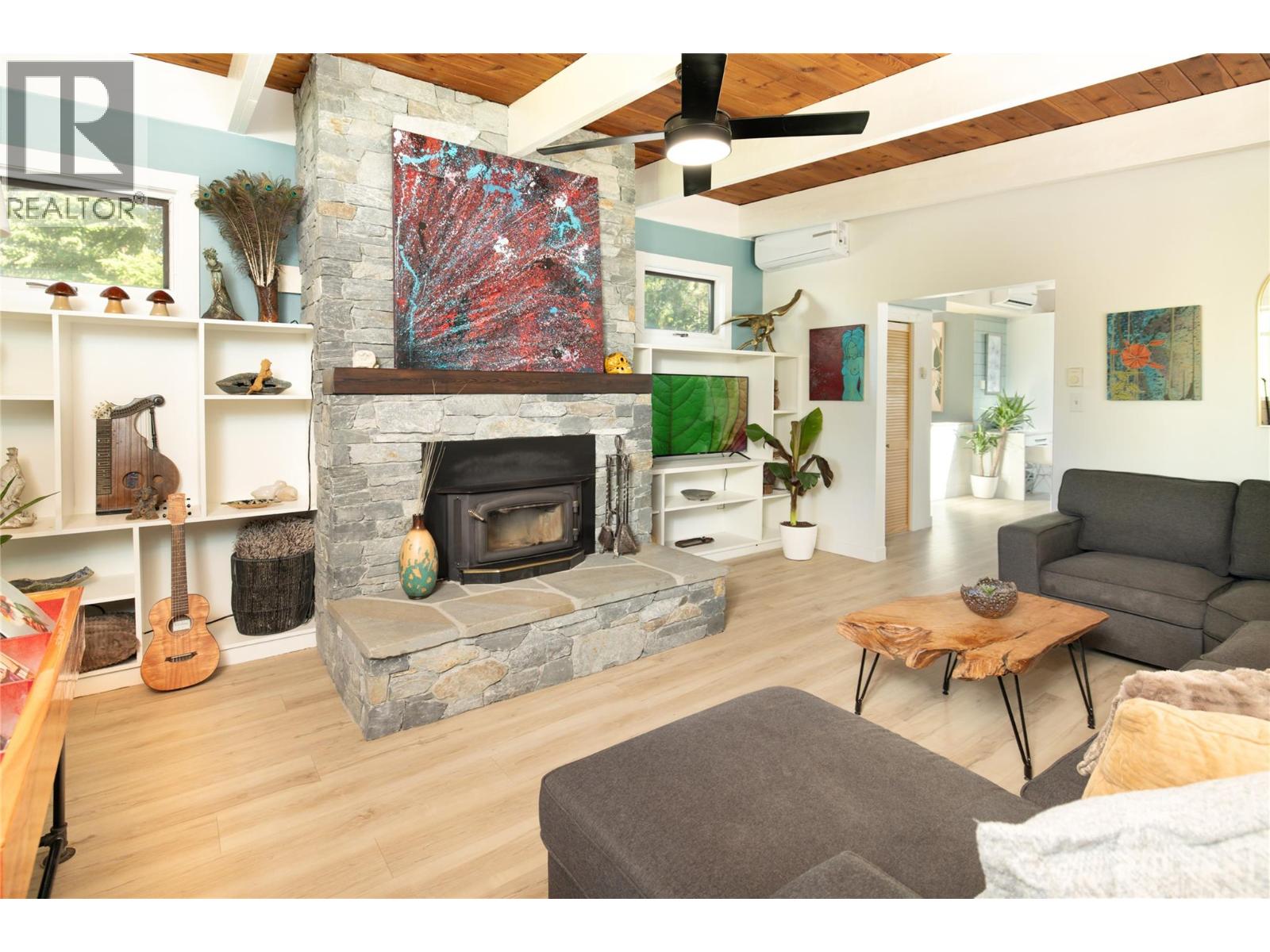 2475 Dunsmuir Road, Kelowna