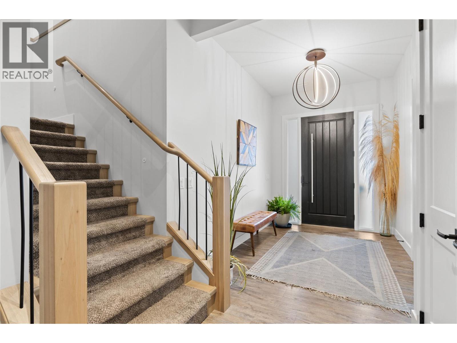  876 Boynton Place, Kelowna