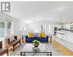 125 White Oaks Avenue, Quinte West, ON K8P5P4 Photo 11