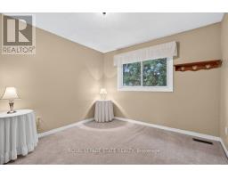 20 - 2 Royalwood Court, Hamilton, ON L8E4Y9 Photo 29
