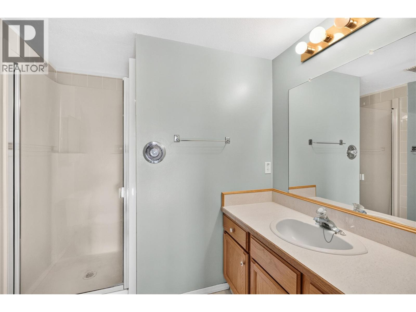 133 Winnipeg Street Unit# 204, Penticton