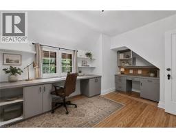 4pc Bathroom - 4 Forsyth Avenue N, Hamilton, ON L8S4E1 Photo 12