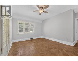 Living room - 4 Forsyth Avenue N, Hamilton, ON L8S4E1 Photo 19