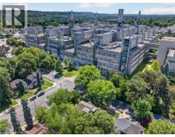 4 Forsyth Avenue N, Hamilton, ON L8S4E1 Photo 44