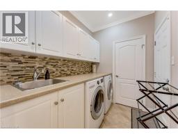 Kitchen - 213 Edgewater Crescent, Kitchener, ON N2A4M2 Photo 11