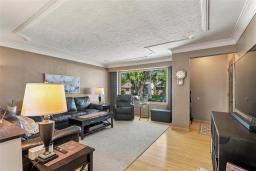 Office - 430 Victoria West Avenue W, Winnipeg, MB R2C1T2 Photo 6