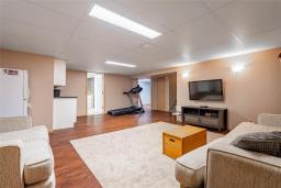 430 Victoria West Avenue W, Winnipeg, MB R2C1T2 Photo 13