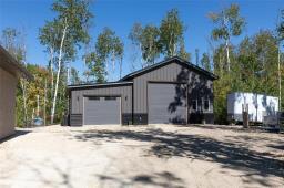 49 Brooklyn Bay, Steinbach, MB R0A0W2 Photo 30