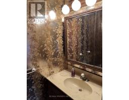 34 Rutherford Avenue, Toronto, ON M6M2C6 Photo 14