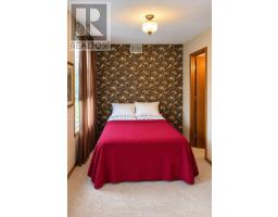 34 Rutherford Avenue, Toronto, ON M6M2C6 Photo 12