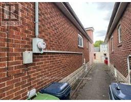 34 Rutherford Avenue, Toronto, ON M6M2C6 Photo 23