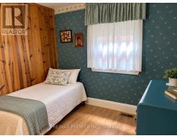 34 Rutherford Avenue, Toronto, ON M6M2C6 Photo 8