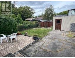 34 Rutherford Avenue, Toronto, ON M6M2C6 Photo 25
