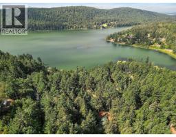 135 Fairway Dr, Salt Spring, BC V8K1M6 Photo 44