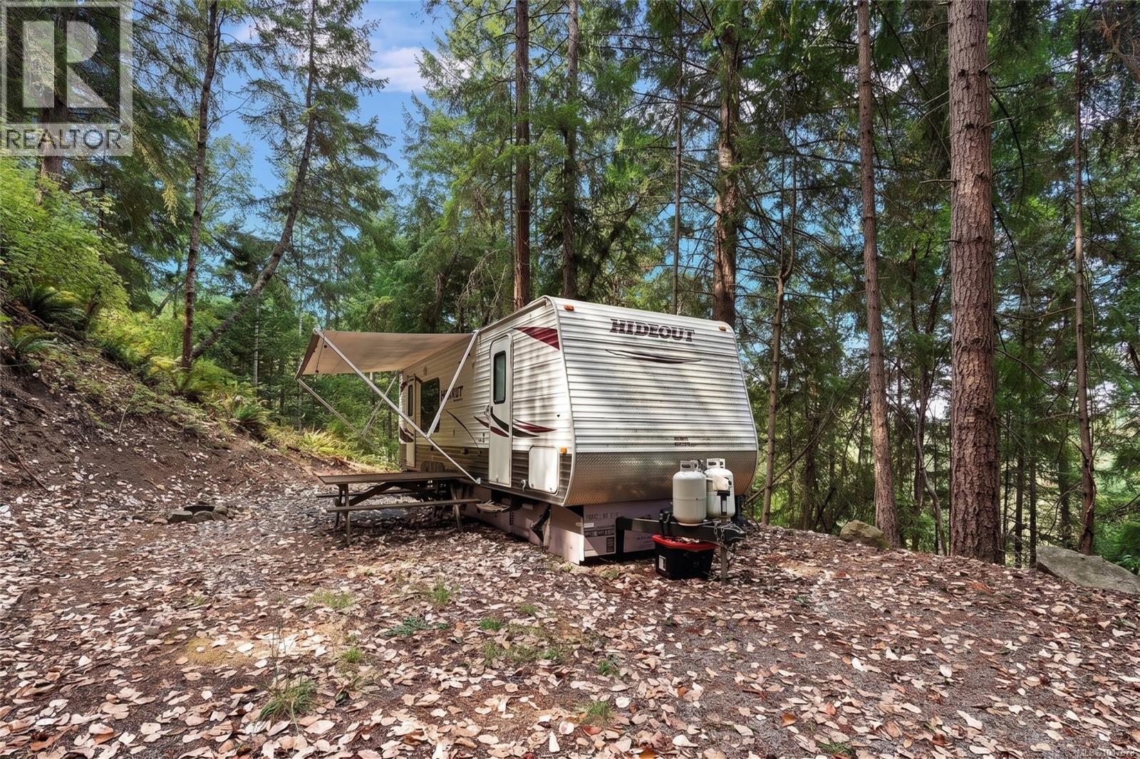 135 Fairway Dr - Image 36