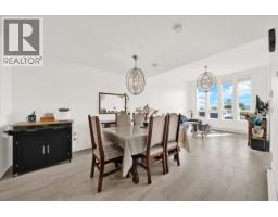 6 1209 Fourth Avenue, New Westminster, BC V3M1T8 Photo 6