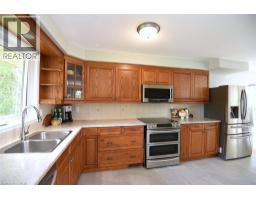 34 Howard Boulevard, Waterdown, ON L8B0G3 Photo 19