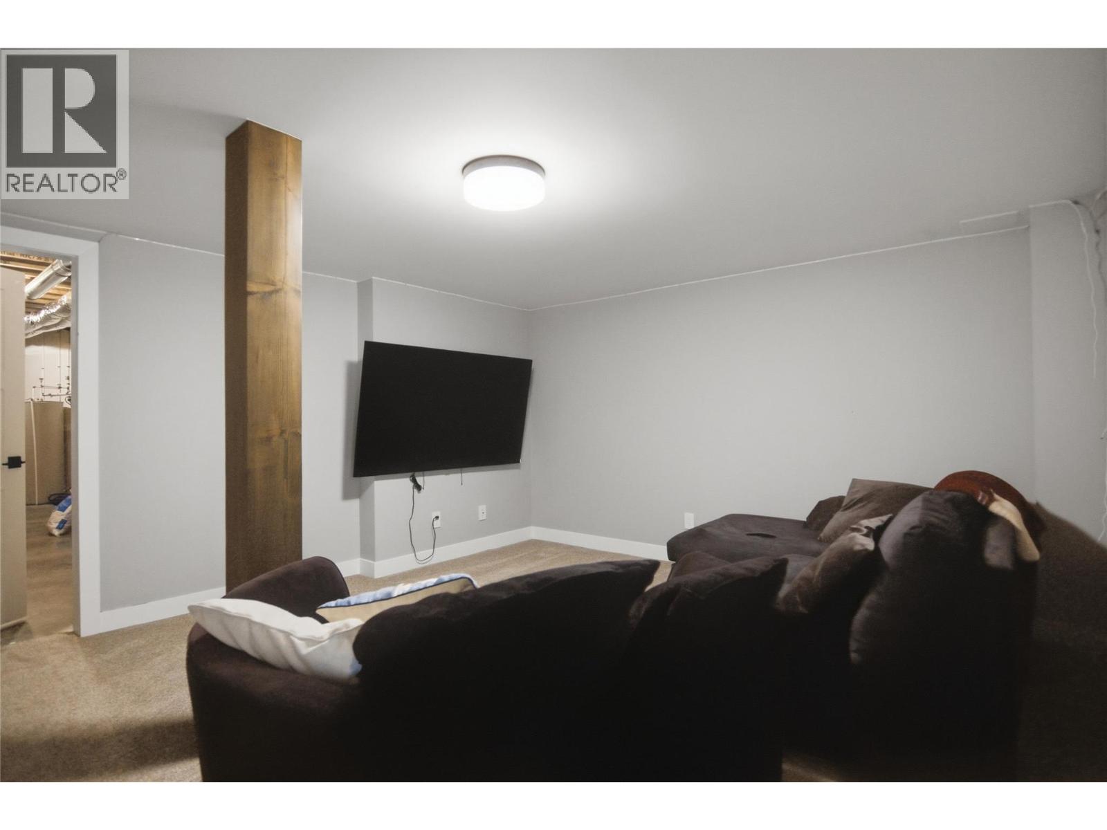 6560 FAWNHILL Road - Image 46