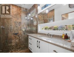 4pc Ensuite bath - 6560 Fawnhill Road, Kamloops, BC V0E1Z0 Photo 24