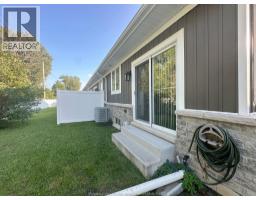1932 Ethan Court, Windsor, ON N9T0B3 Photo 12