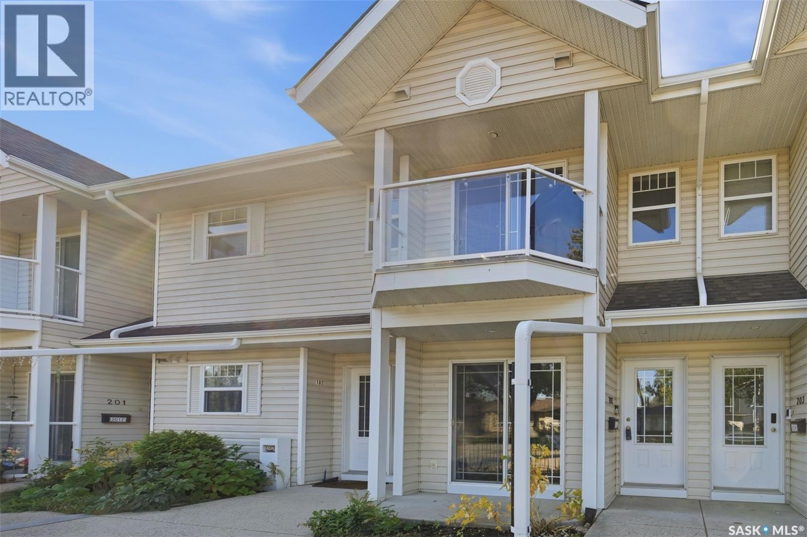 202 F 141 105th STREET W, Saskatoon — photo 2