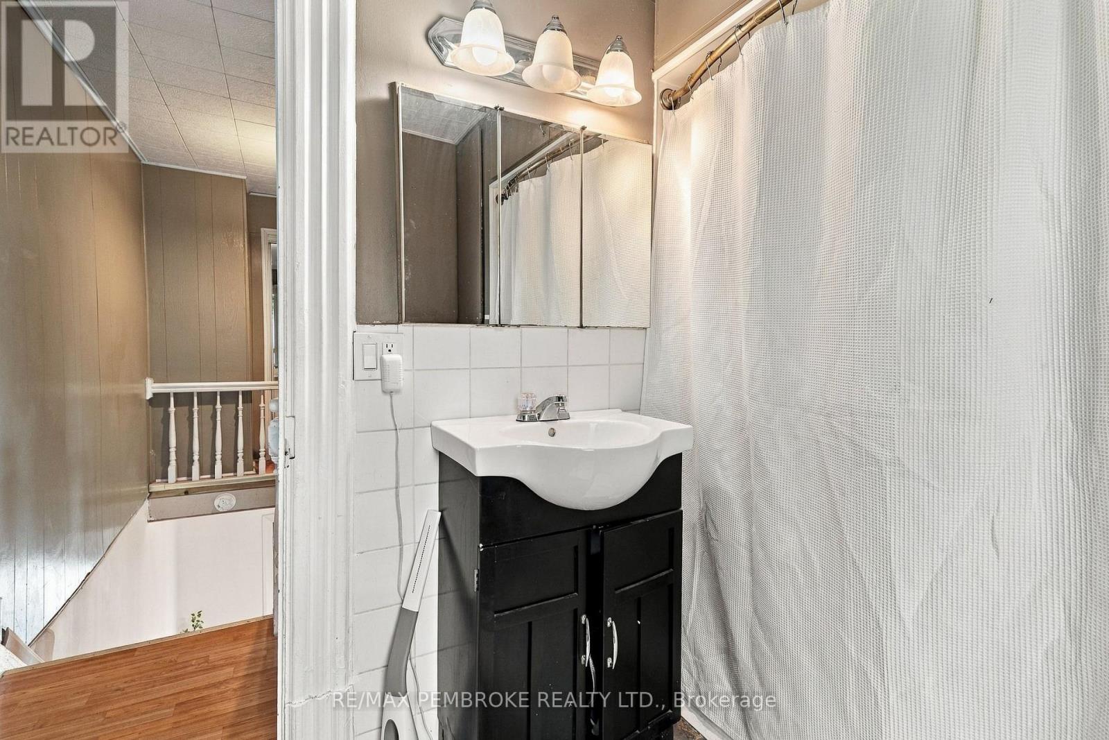 2001 FORESTERS FALLS ROAD - Image 30