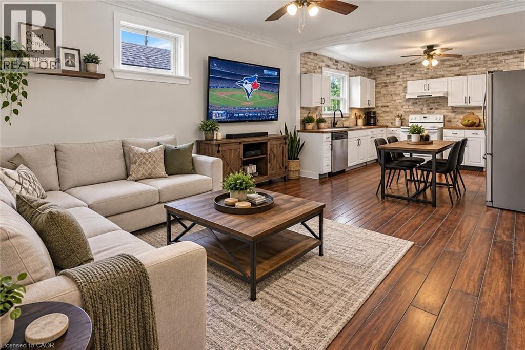 62 COSBY Avenue - 6