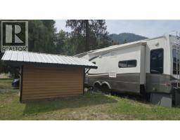 1285 Manly Meadows Road, Grand Forks, BC V0H1H9 Photo 9