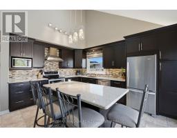 5 Thorn Place, St  Catharines, ON L2S3S1 Photo 13