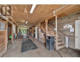 11233 2nd Line, Milton, ON L0P1B0 Photo 37
