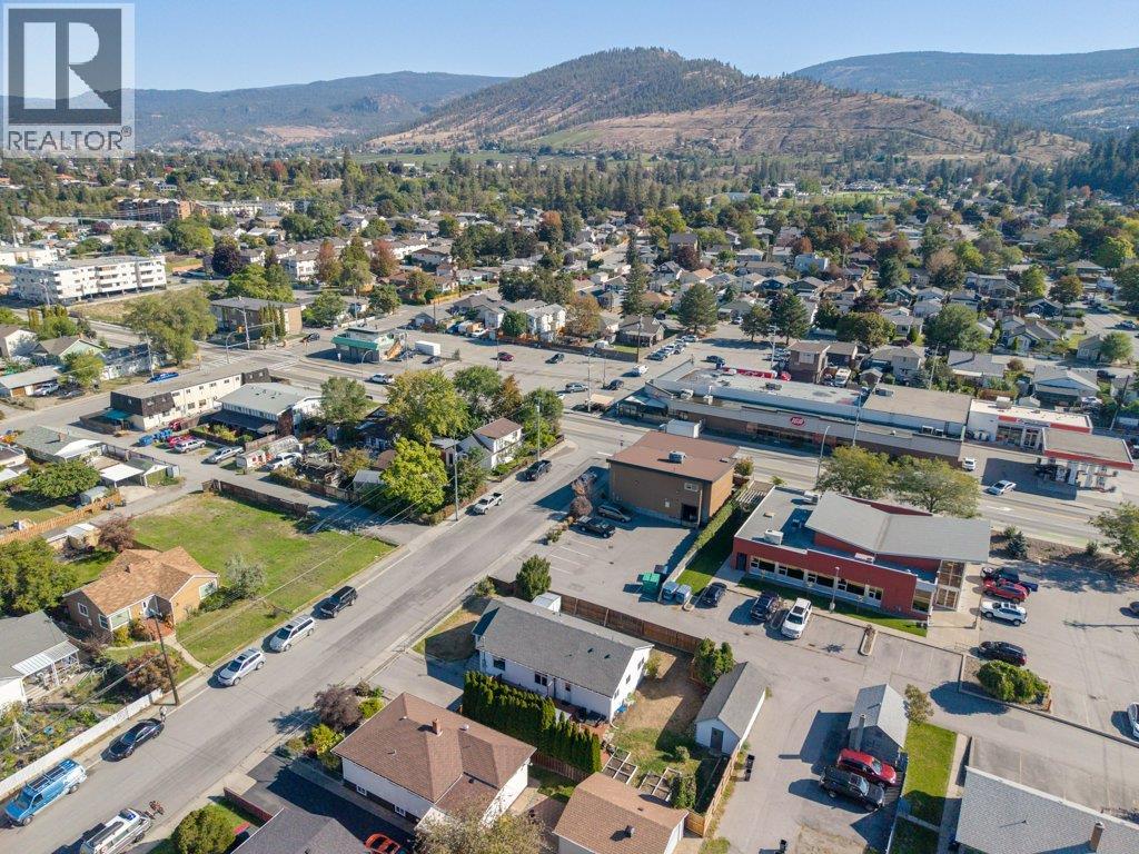 584 Edna Avenue, Penticton
