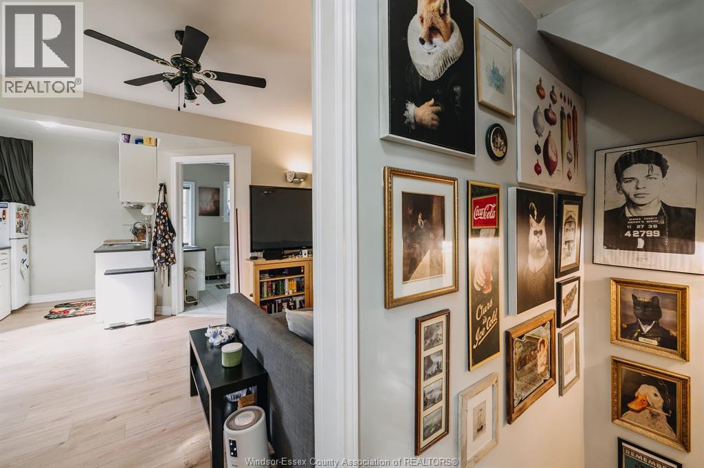 753 Walker ROAD - 15