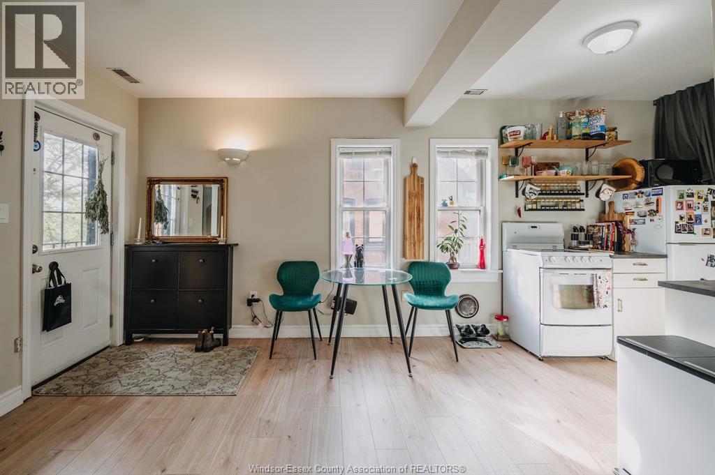 753 Walker ROAD - 17