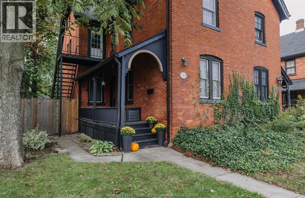 753 Walker ROAD - 2
