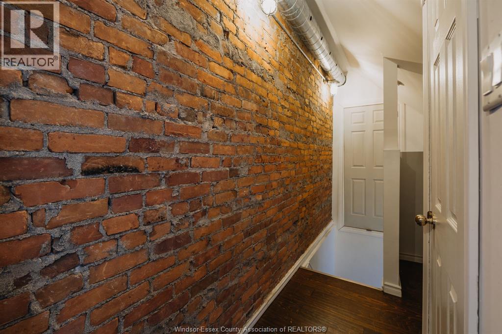 753 Walker ROAD - 25